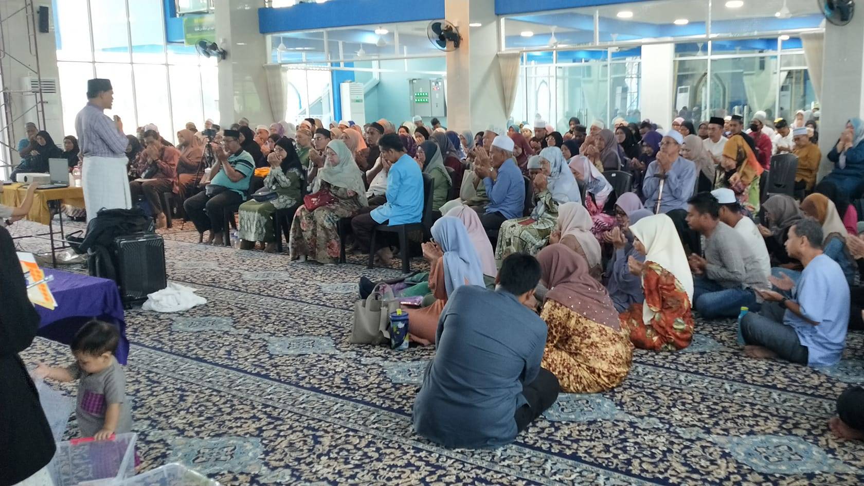 galeri uak travel jemaah (12)